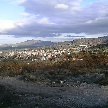 Alojamiento Cr Cuatro Caminos San Pablo de los Montes Buitenkant foto